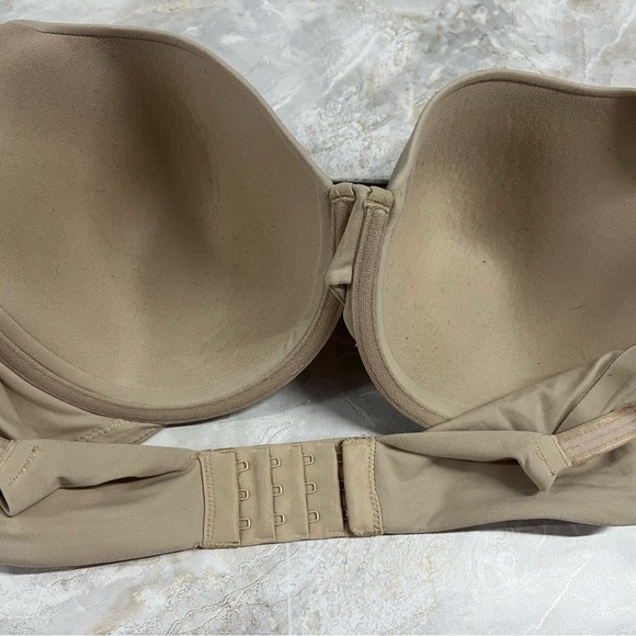 Tan Seamless T-Shirt Bra with Adjustable Straps - Picture 5 of 5